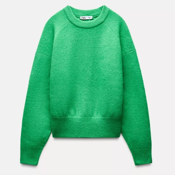 Zara Sweaters - Zara soft knit sweater